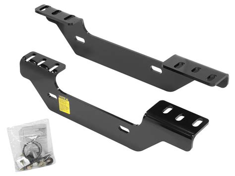 chevy Silverado 2500 5th wheel bracket